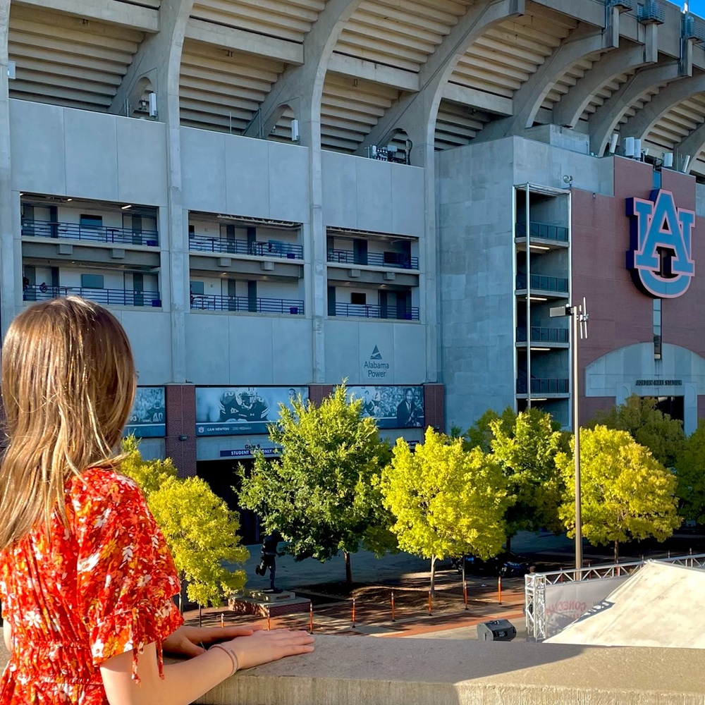 Meet your Posher, Victoria